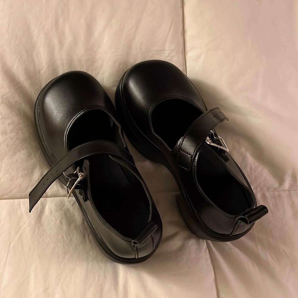 slightly too small for me. Very comfortable and beautiful, though!